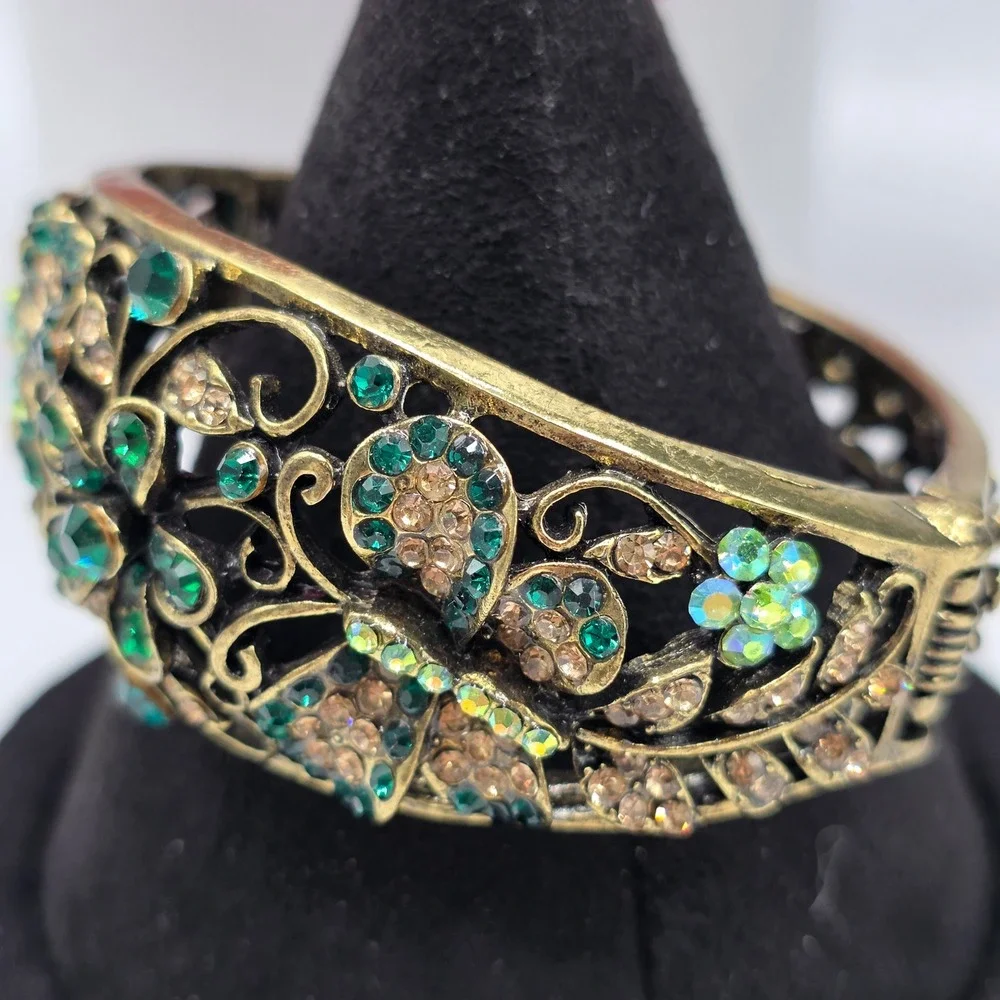 N/A ornate hinged